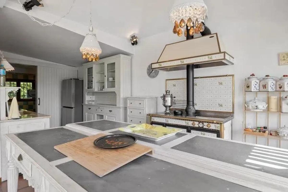 Sale of independent chalet in Barrio Marbesa, Marbella
photo 4