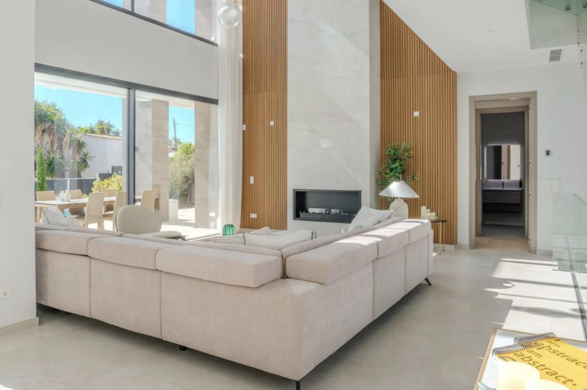 Venta de chalet independiente en Barrio Marbesa, Marbella
photo 3