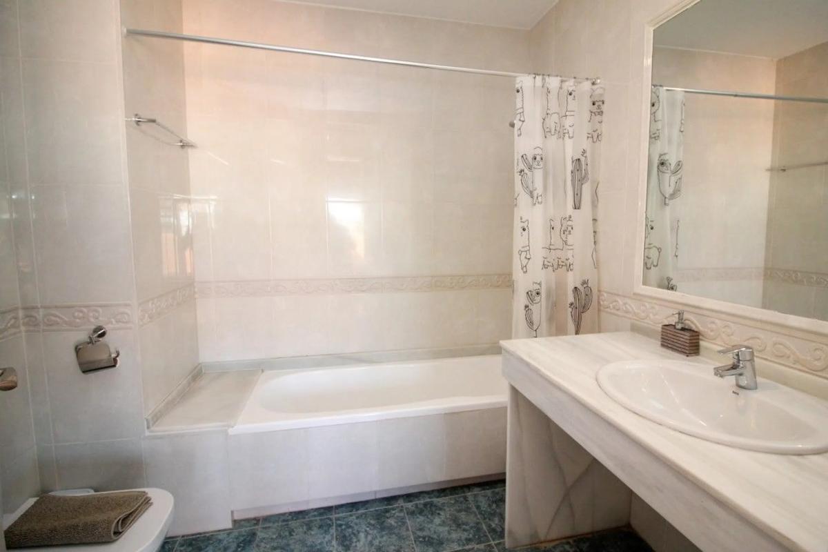 Недвижимость на продажу и в аренду в Испании photo 1
