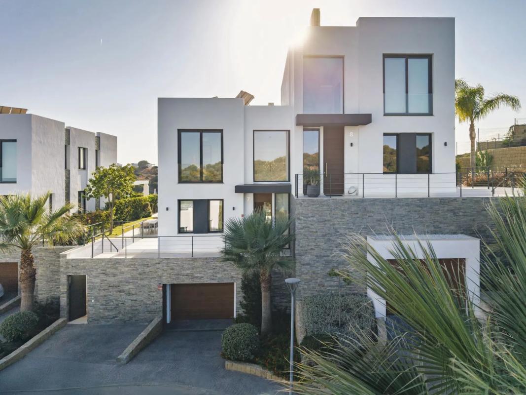 Sale of independent chalet in Avenida de los Acebos, 4, Marbella
 photo 3