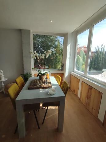 Chalet pareado en avenida Benajarafe, 224 thumbnail 1