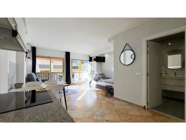 Квартира на продажу в Avenida Jardines de las Golondrinas, 8, Марбелла photo 1