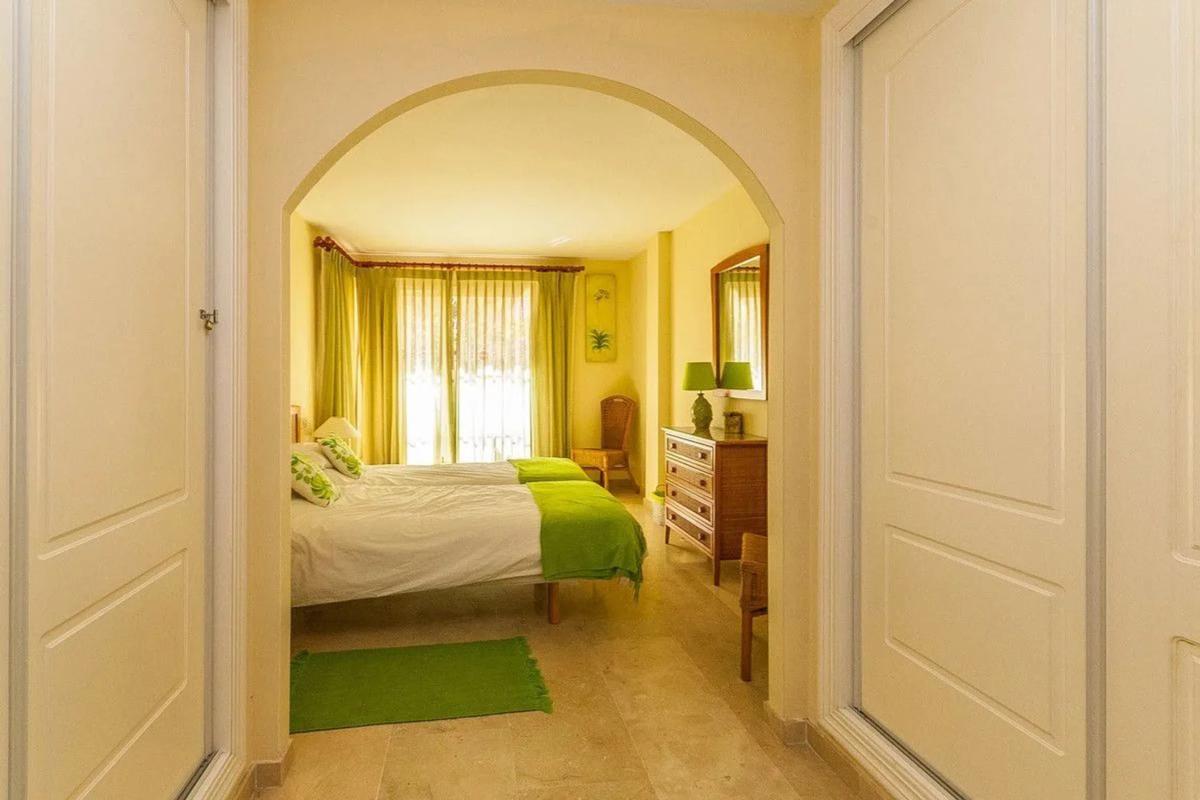 Sprzedaż mieszkania w Calle Olmo, 4, Marbella
photo 1
