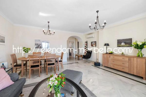 Квартира на продажу на Barrio Romana Playa, Марбелла photo 1