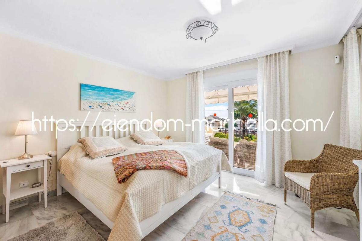 Sprzedaż mieszkania w Barrio Romana Playa, Marbella
 photo 3