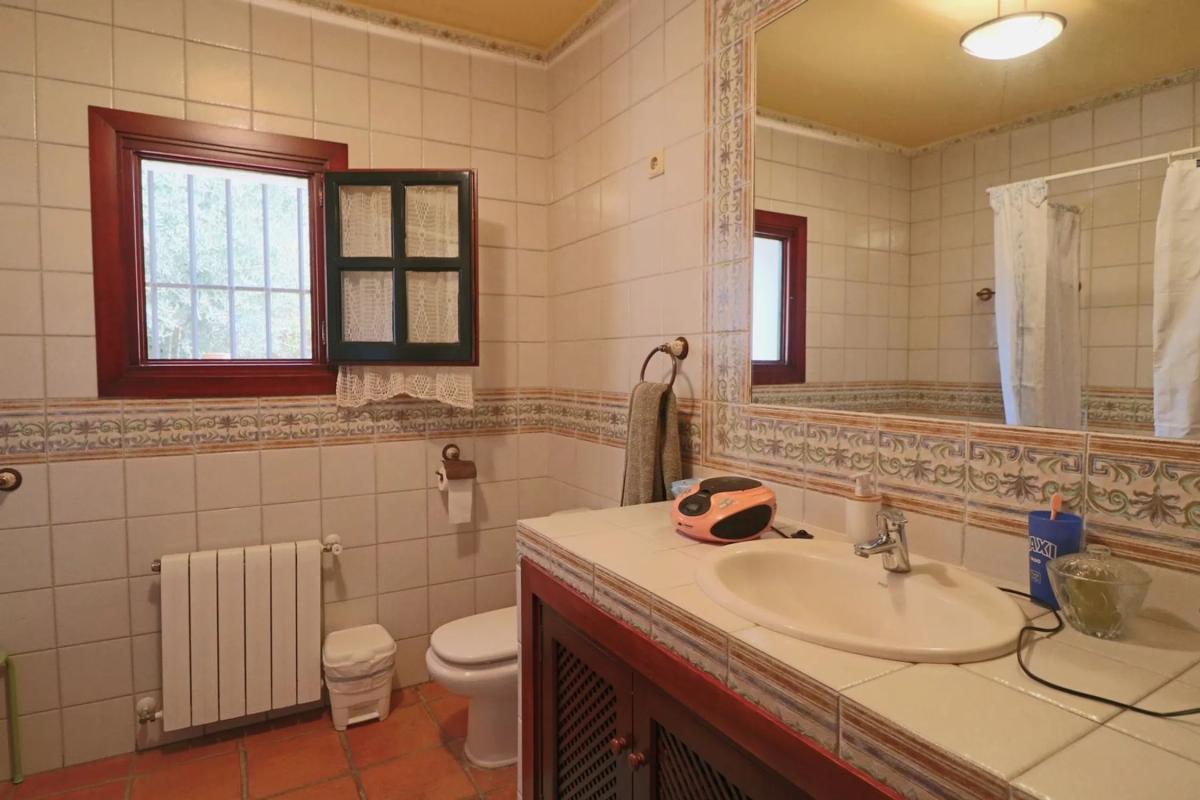 Sale of independent chalet in PS FRANCIA DE (CER MEZCLADO), Marbella
photo 3