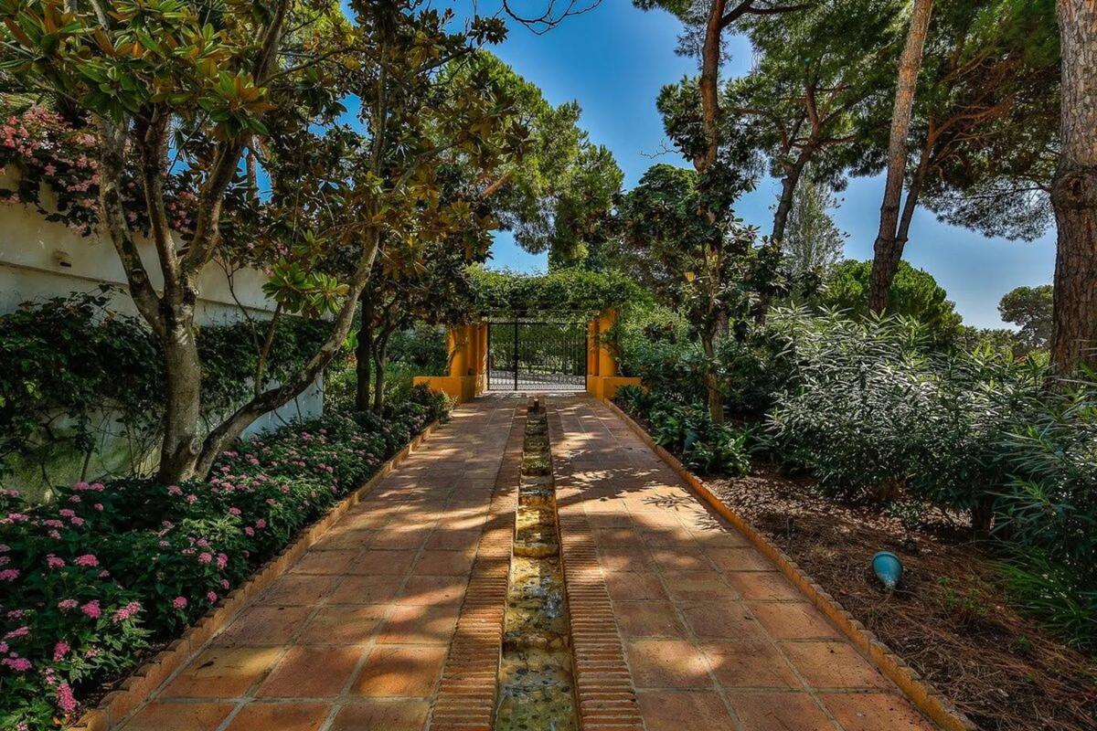 Sprzedaż mieszkania w Avenida del Naviero s/n, Marbella
photo 4