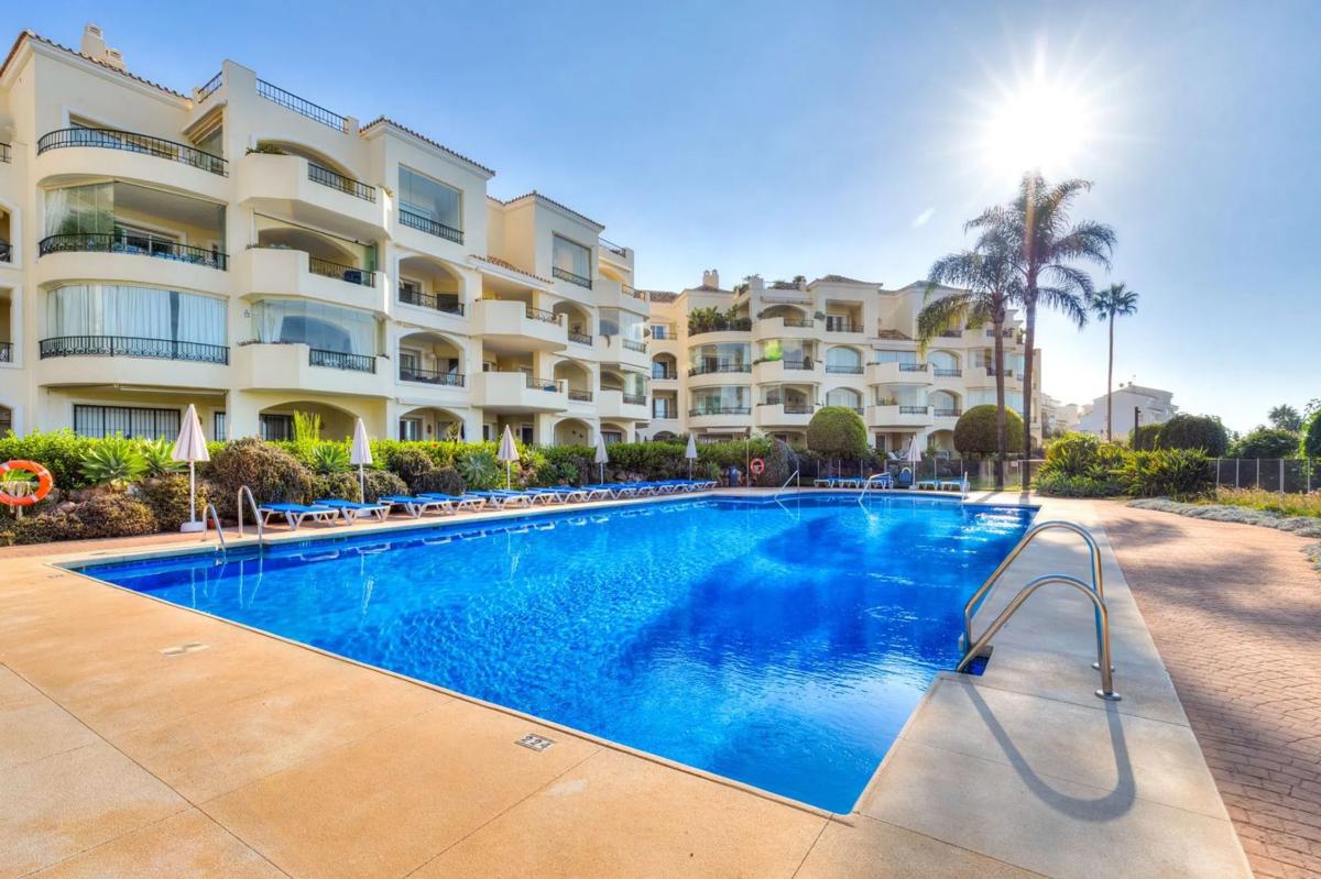Penthouse sale in  CL MAR DE LA TRANQUILIDAD, Marbella photo 3