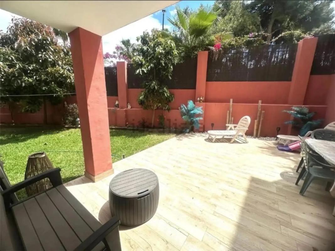 Venta de piso en Calle de los Alcotanes, Marbella
photo 1