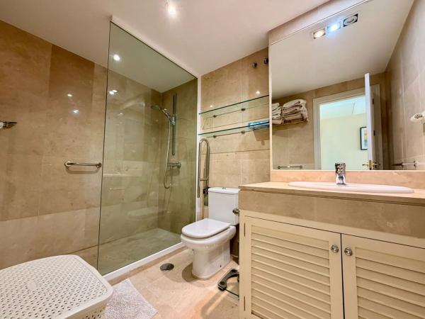 Duplex en venta en Calle Sedal s/n, Marbella photo 3