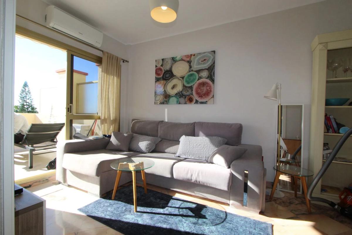 Venta de ático en  AV JARDINES LAS GOLONDRINAS, 8, Marbella photo 4