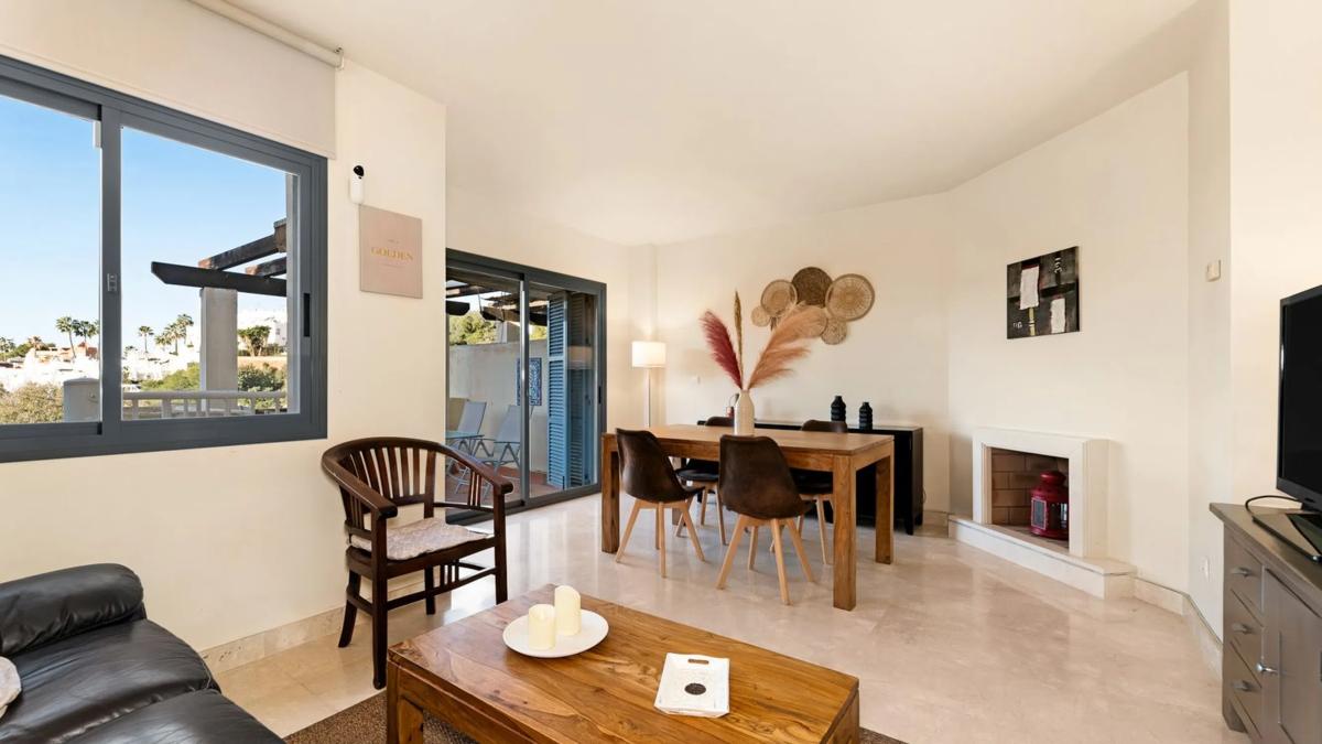 Sale of townhouse in  CL ROMANA-UR ARTOLA ALTA , Marbella photo 2