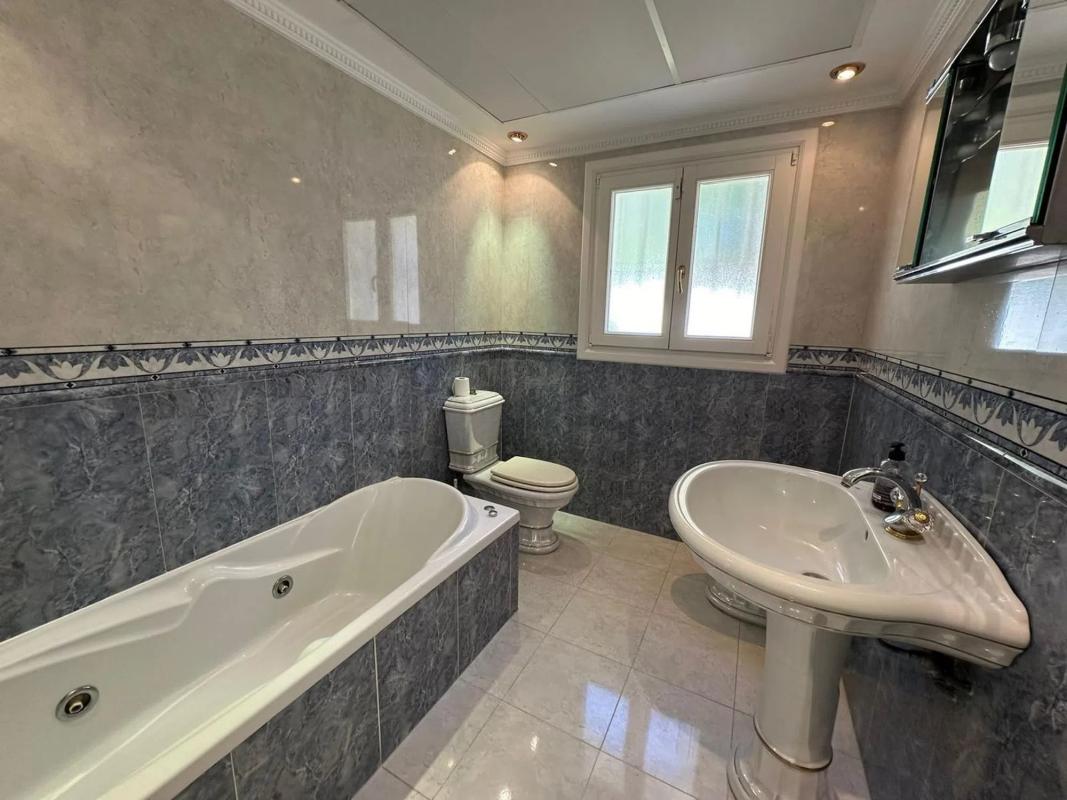 Sprzedaż niezależnego domku jednorodzinnego w Urbanización Marbesa, Marbella photo 4