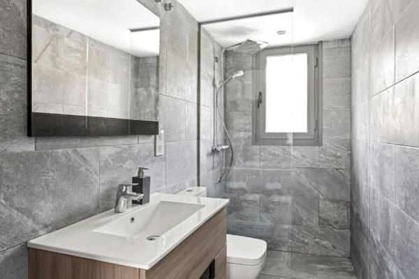 Independent chalet for sale in Calle Magnolia s/n, Marbella
photo 1