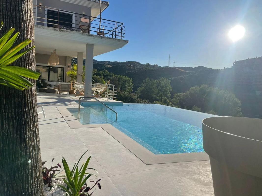 Sprzedaż niezależnego domku jednorodzinnego w  Barrio Santa María, Marbella photo 5