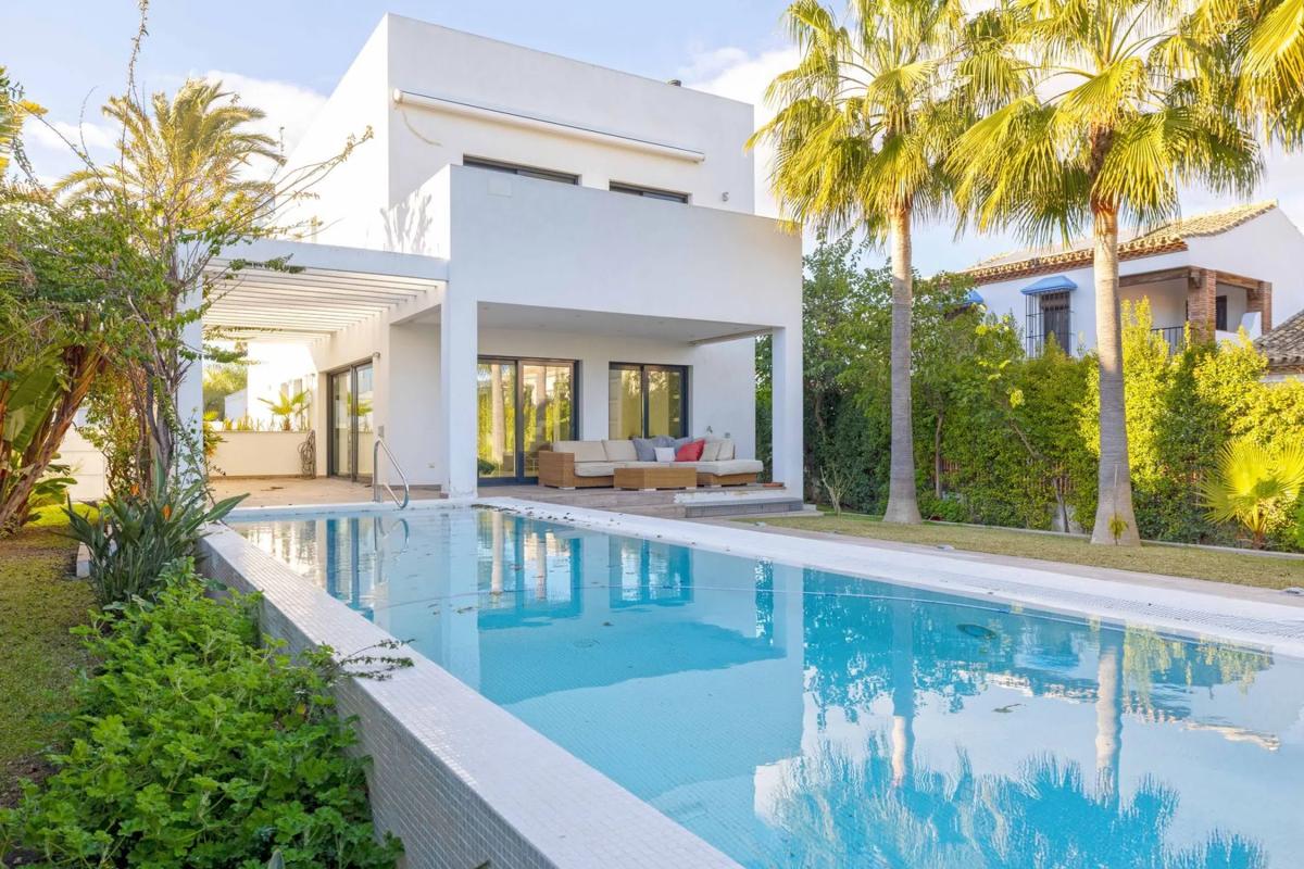 Sale of independent chalet in Barrio Marbesa, Marbella
photo 5