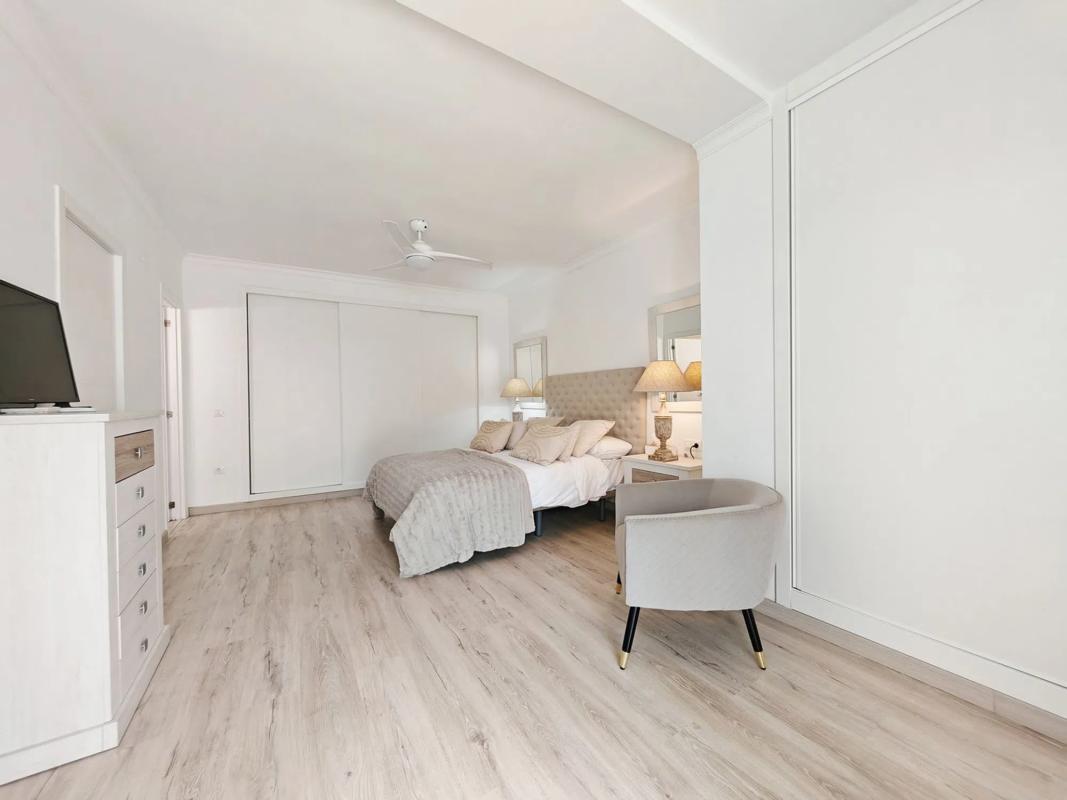 Sale of independent chalet in Avenida 3, Marbella
 photo 4
