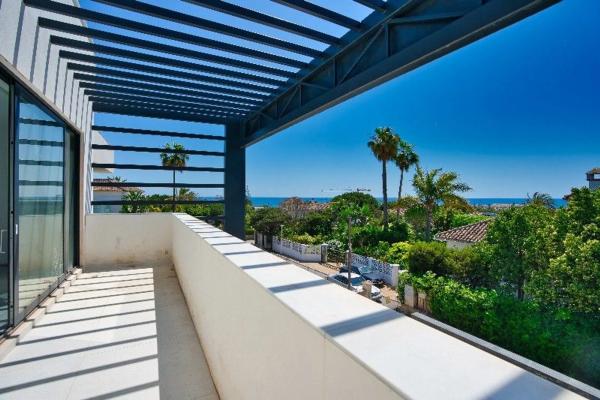 Independent chalet for sale in Avenida Aragon, Marbella
 photo 4