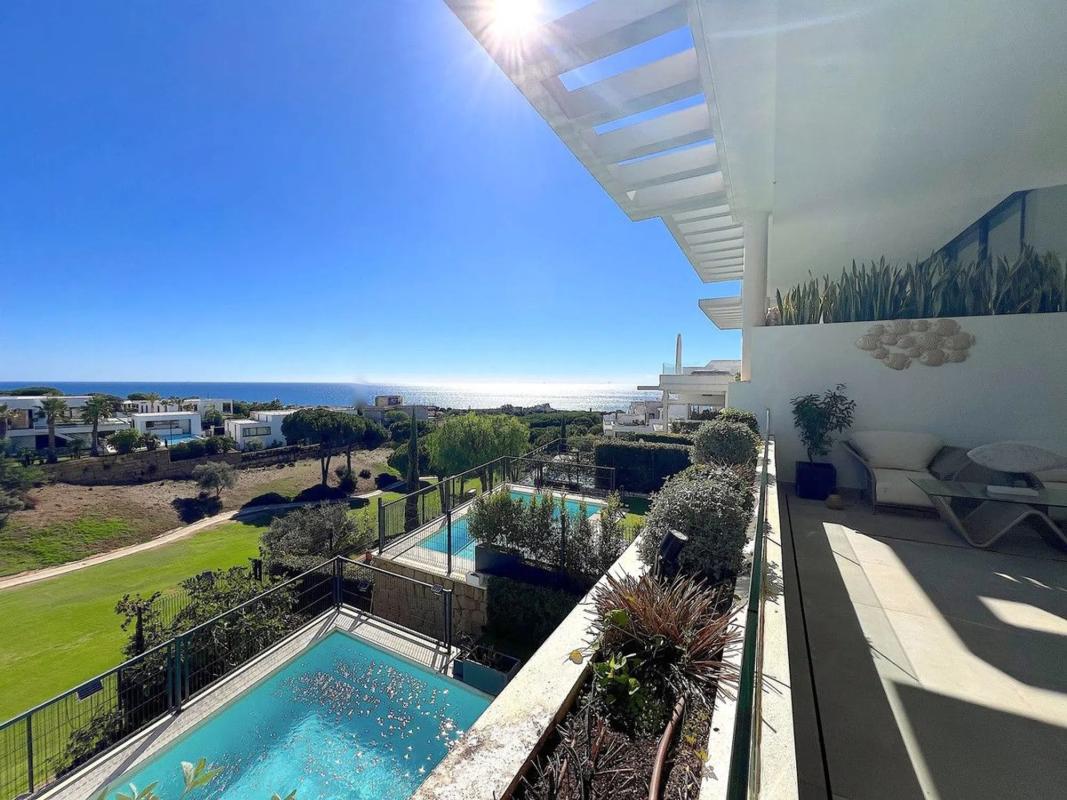 Sale of townhouse in Barrio Cabopino-Artola , Marbella photo 5