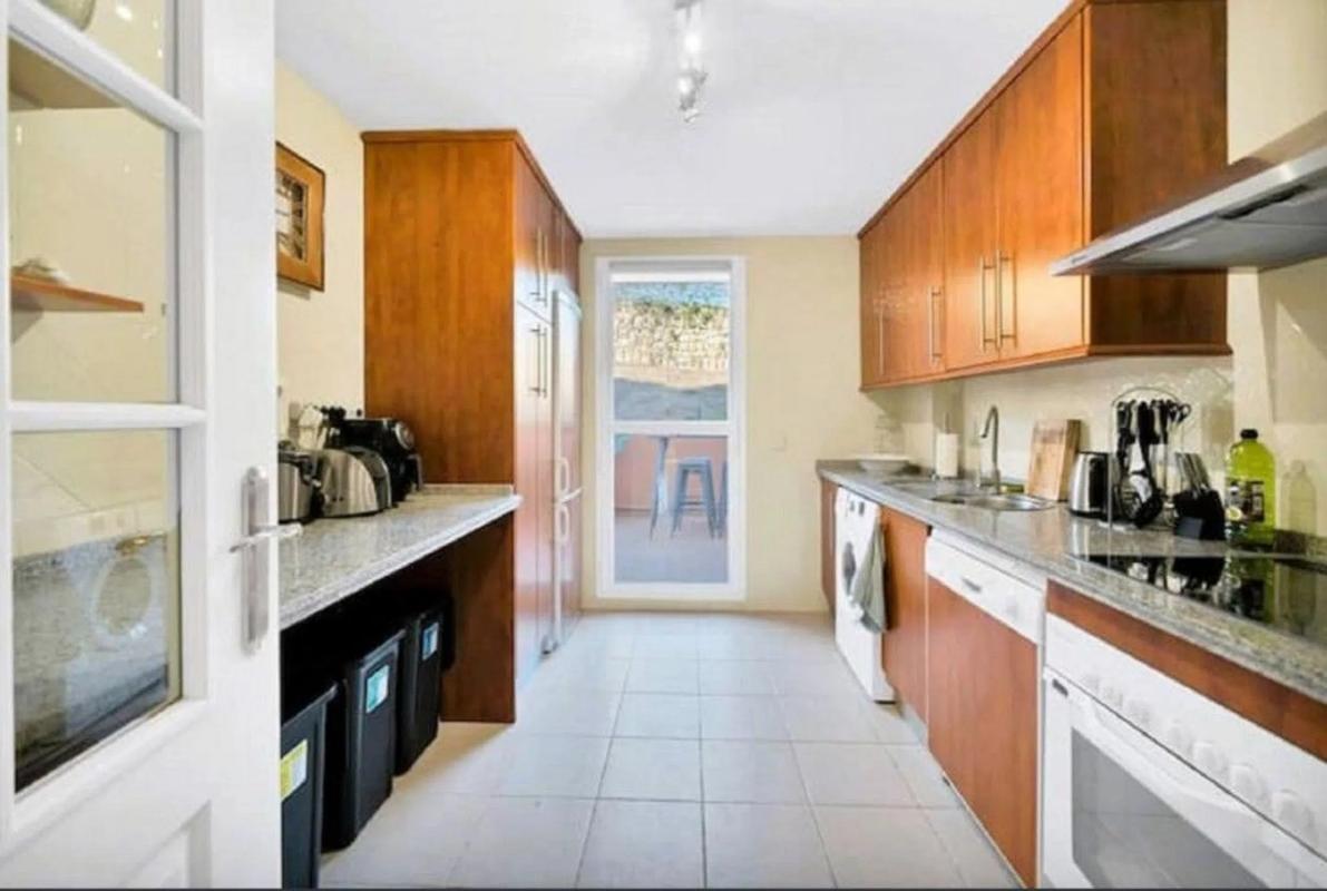 Продажа квартиры на Barrio Santa María, Марбелла
 photo 5