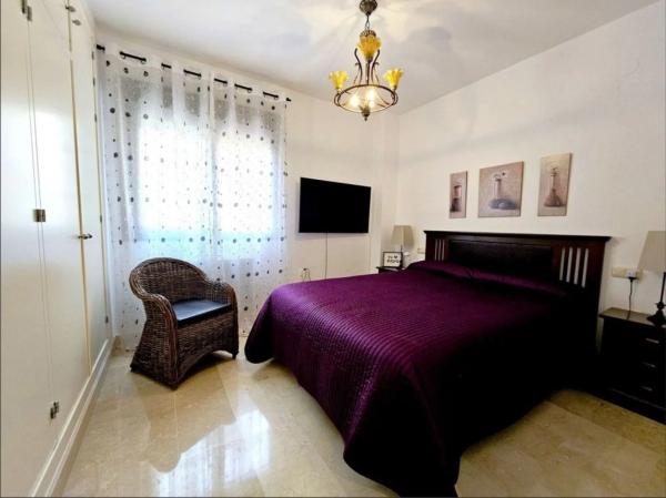 Piso en venta en Barrio Marbesa, Marbella
photo 1
