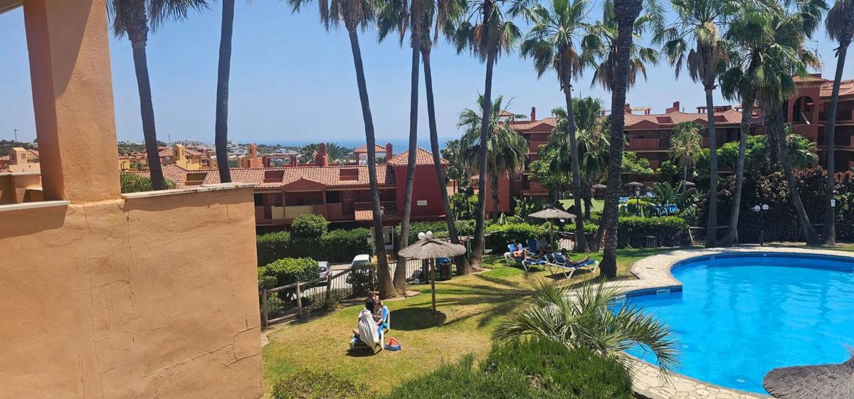 Продажа квартиры на Avenida la Reserva de Marbella, Марбелла
 photo 4