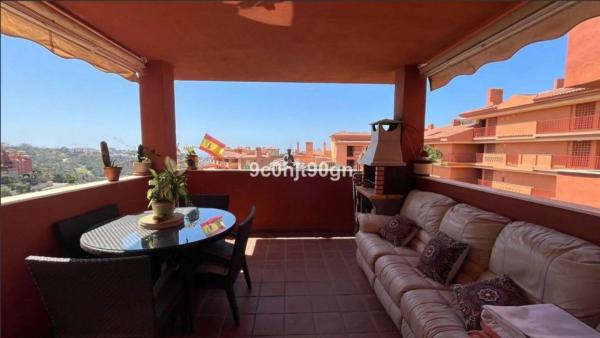 Piso en venta en Barrio Reserva de Marbella, Marbella
photo 1