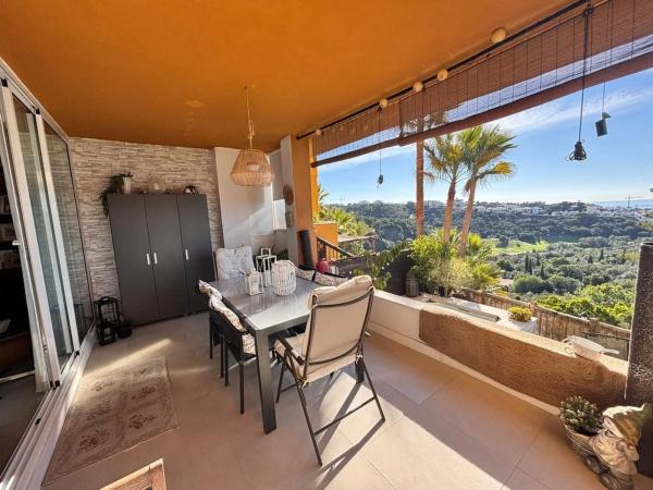 Piso en venta en Avenida la Reserva de Marbella, 1, Marbella
photo 1