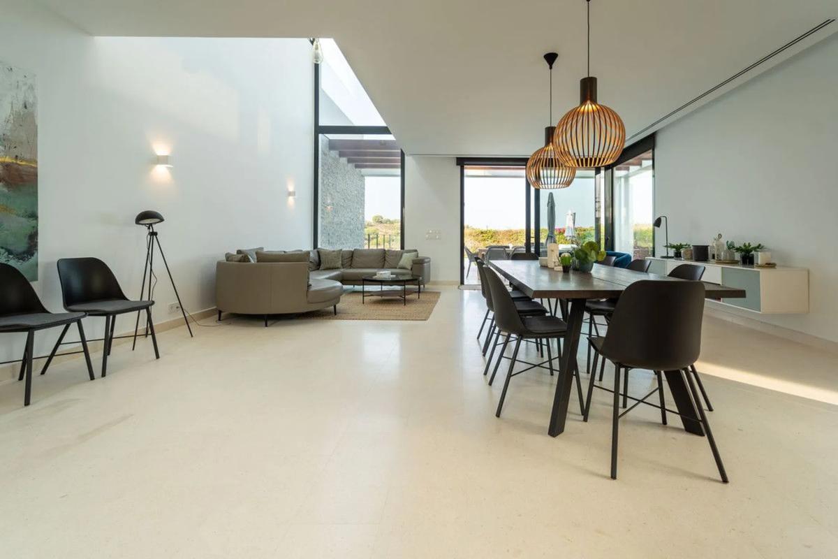 Venta de chalet independiente en Calle la Romana, Marbella
photo 4