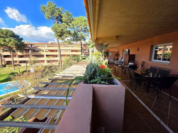 Piso en venta en Urbanizacion Elviria Sur, Marbella
thumbnail 1