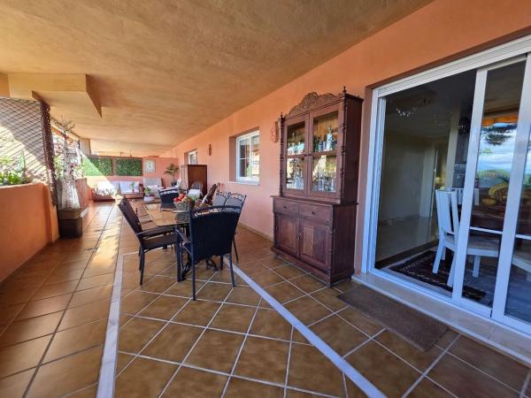 Piso en venta en Urbanizacion Elviria Sur, Marbella
thumbnail 2