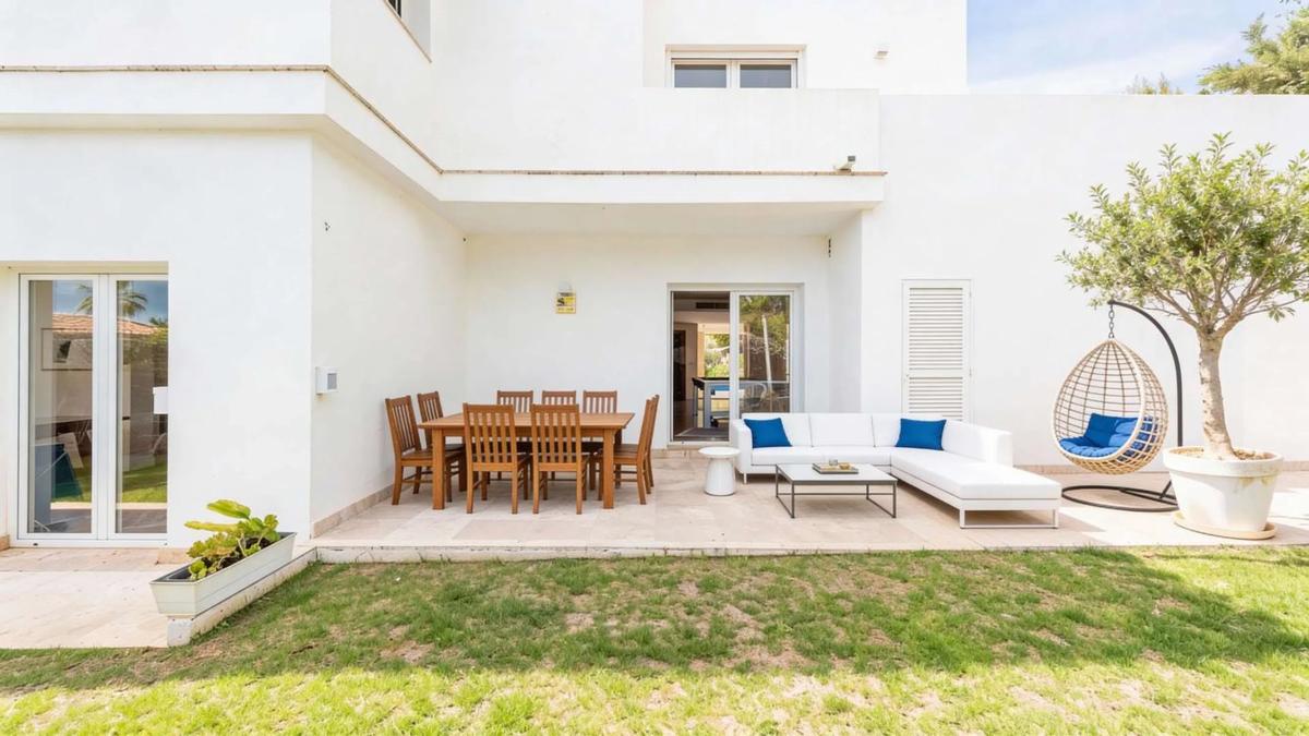 Sale of independent chalet in Barrio Santa María, Marbella
photo 5