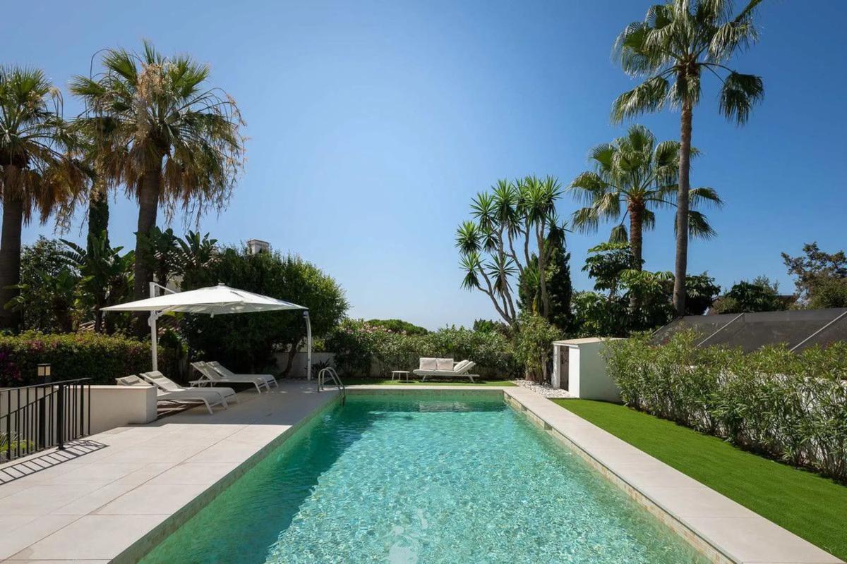 Sale of independent chalet in Avenida Aragon, Marbella
photo 3
