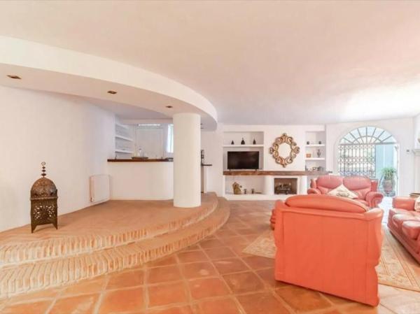 Piso en venta en Puerto de Cabopino, Marbella
photo 1