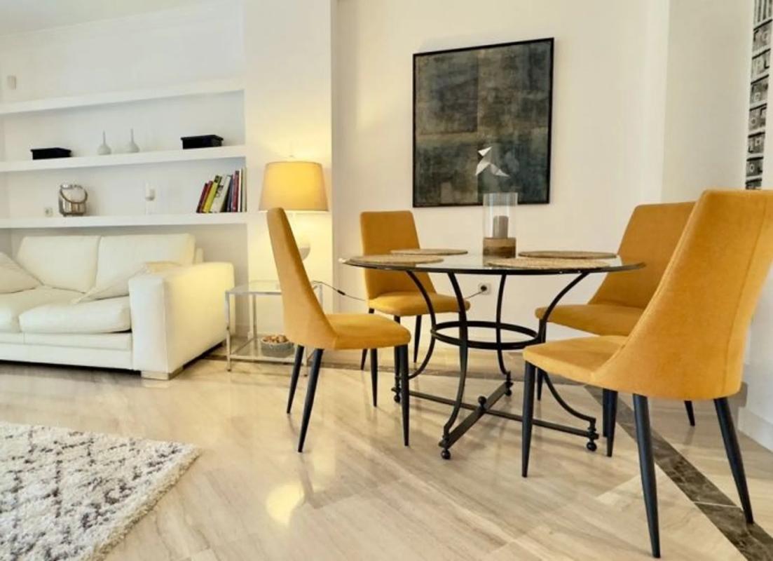 Продажа квартиры на Avenida Hacienda Playa, 2, Марбелла
 photo 5