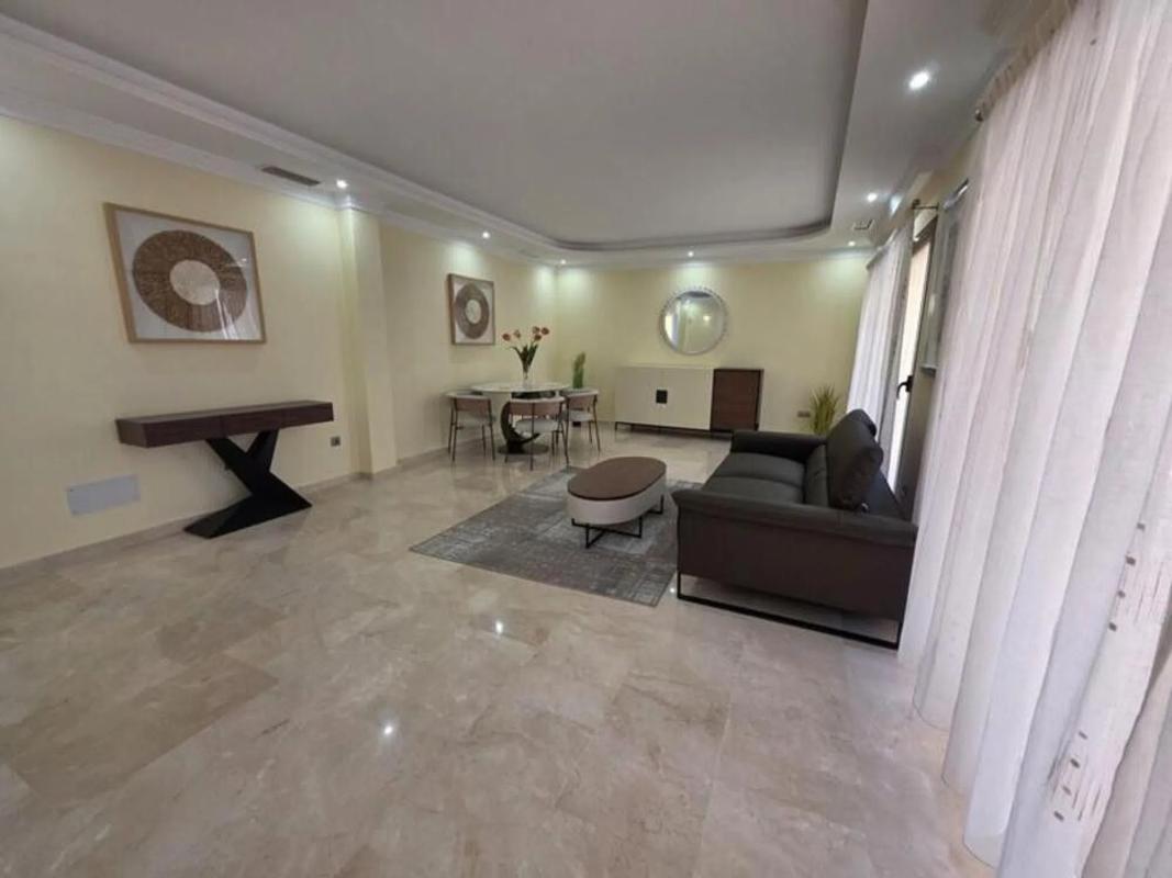 Sale of independent chalet in Camino Vial, Marbella
 photo 3