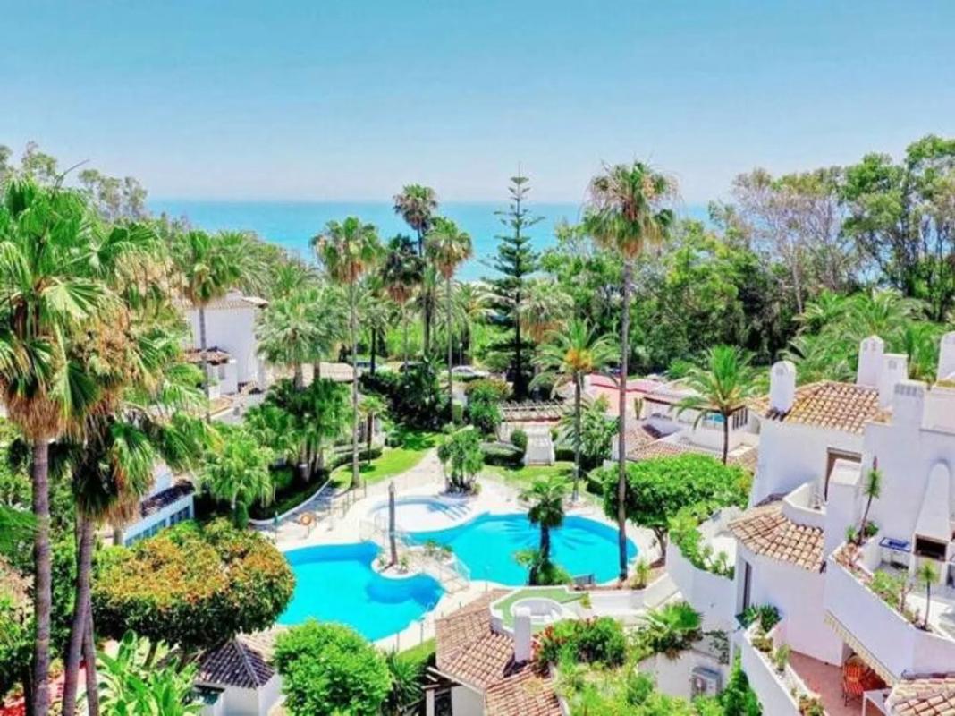 Venta de ático en Urbanizacion Coto Los Dolores, Marbella photo 2