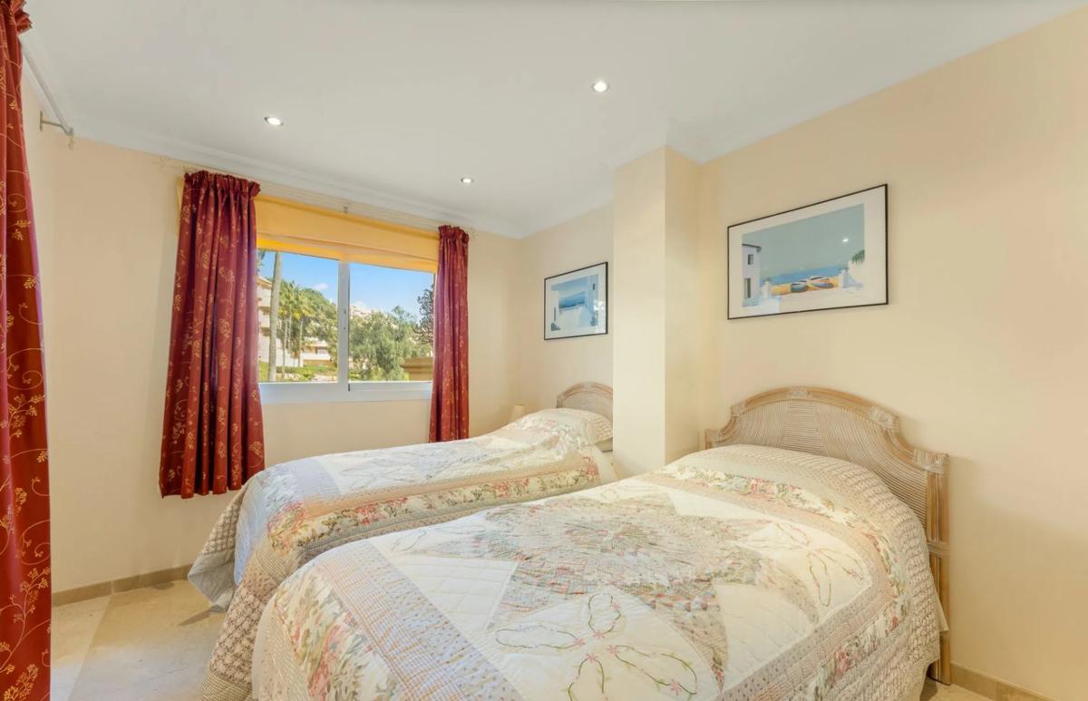 Sprzedaż mieszkania w Calle D-9J, 4, Marbella
photo 1