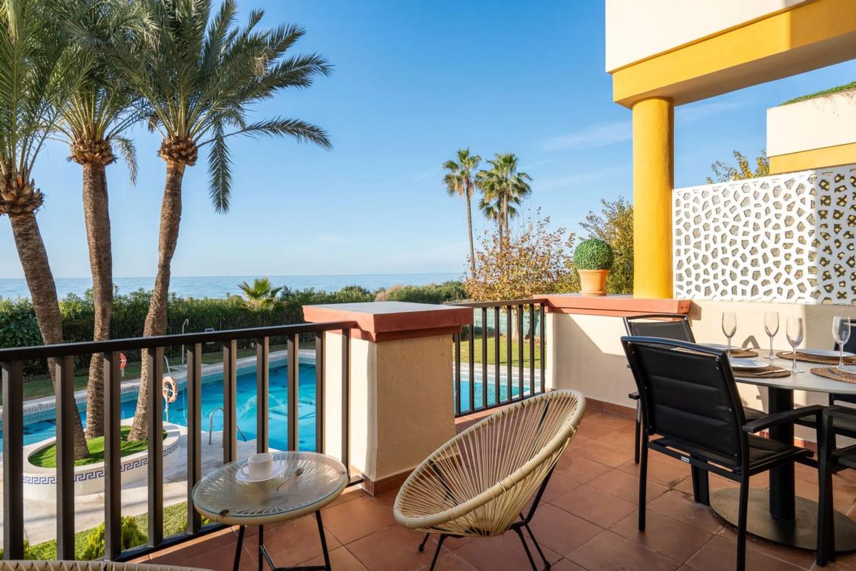 Venta de estudio en Barrio Romana Playa, Marbella photo 1