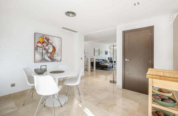 Piso en venta en Barrio Santa María, Marbella
 photo 4