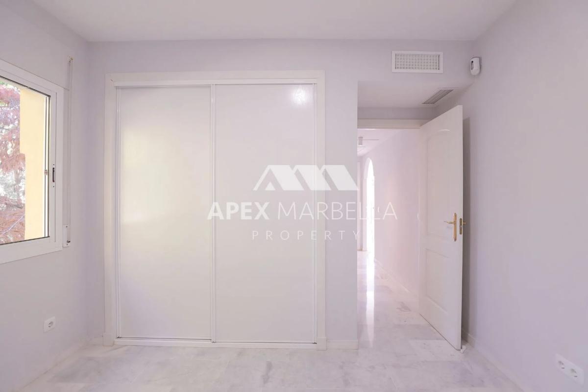 Penthouse sale in UR RESERVA 2 FASE, 6, Marbella photo 1