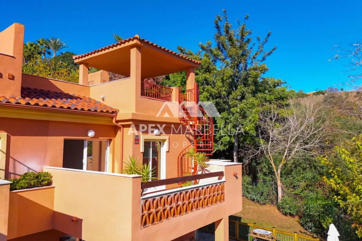 Penthouse sale in UR RESERVA 2 FASE, 6, Marbella photo 3