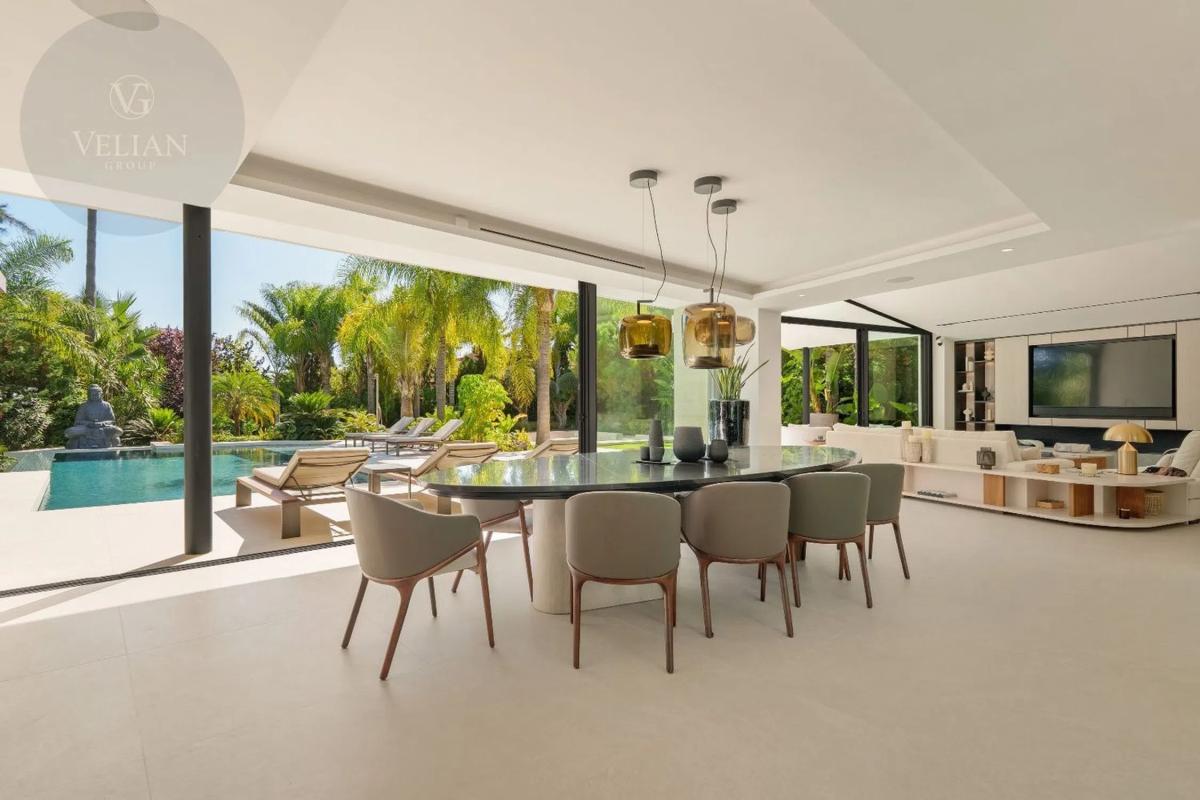 Sale of independent chalet in Las Chapas, Marbella
 photo 4
