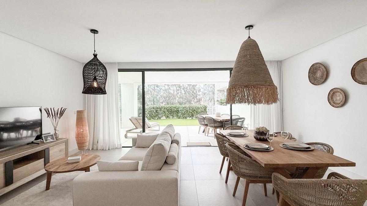 Venta de piso en Calle la Romana, Marbella
 photo 2