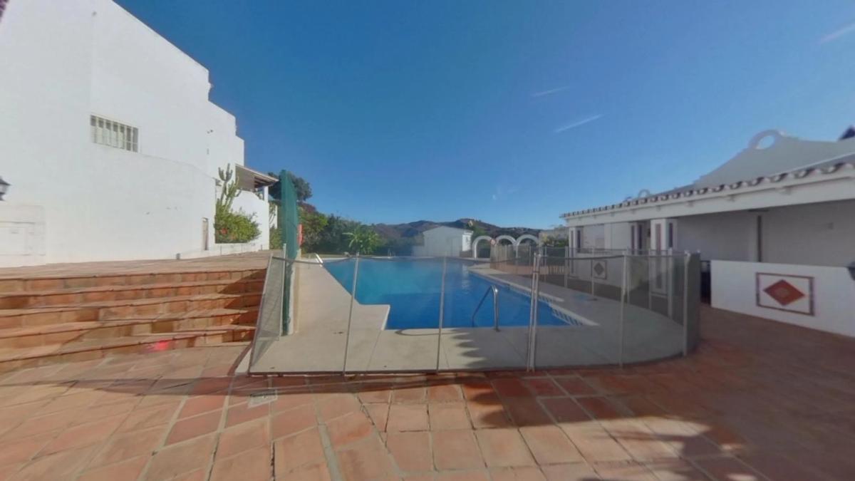 Venta de piso en Lugar Urbanizacion la Reserva de Marbella, Marbella
photo 1