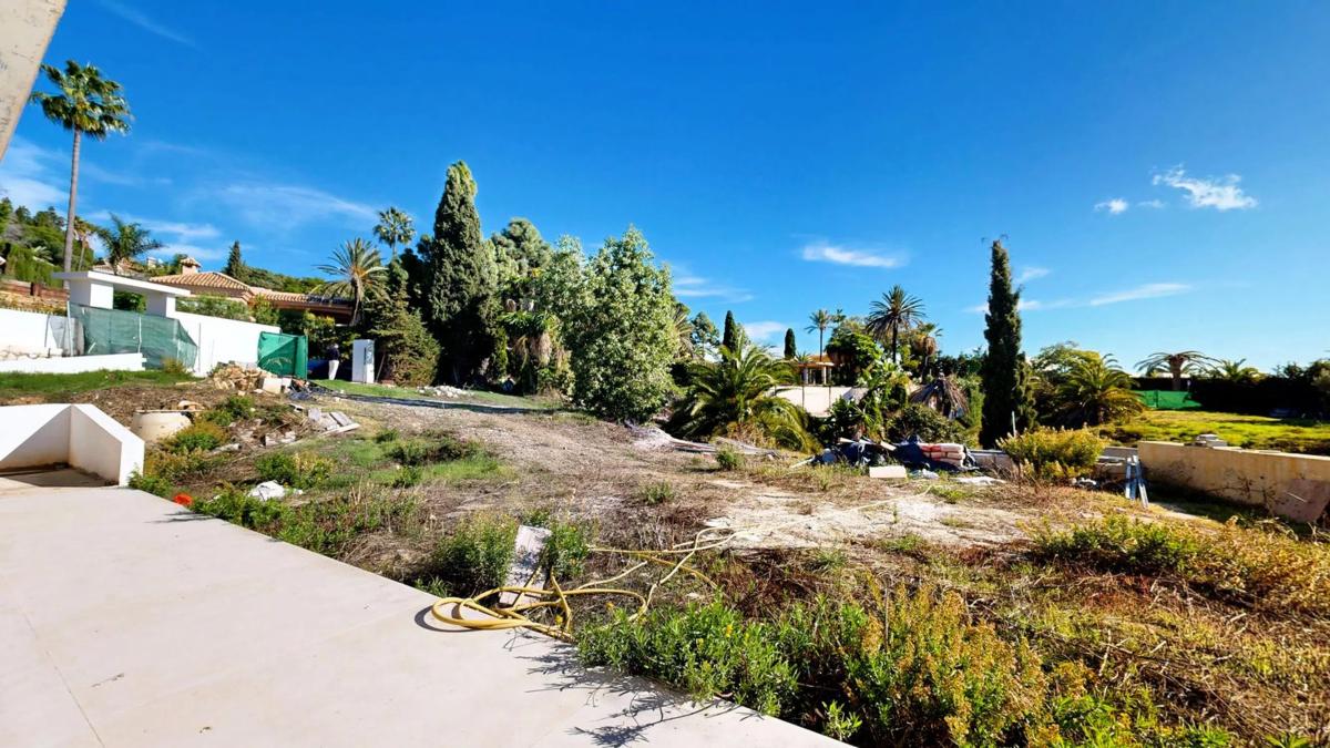 Sprzedaż niezależnego domku jednorodzinnego w Hacienda Las Chapas, 8162, Marbella photo 3