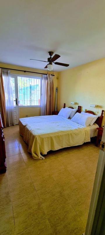 Sprzedaż szeregowego domku w Paseo de Guatemala , Marbella photo 2