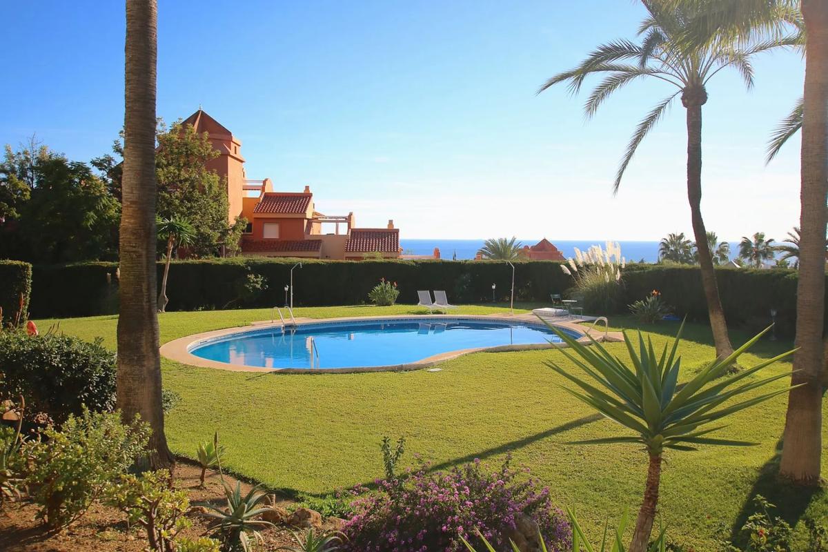 Venta de piso en Avenida Benajarafe, 327, Marbella
photo 4