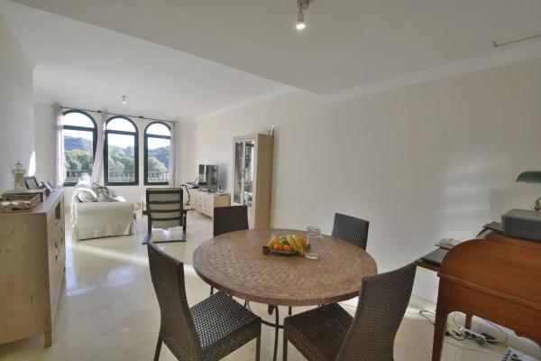 Piso en venta en Paseo del Golf, Marbella
 photo 1