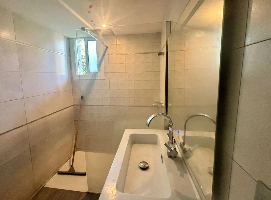 Venta de chalet adosado en  Pueblo Platero , Marbella photo 5